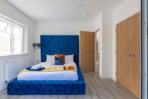 The Bluebird Apartment, Built in 2023, 2 minutes walk to JR Hospital & Manor, Ideal for Oxford Brookes University